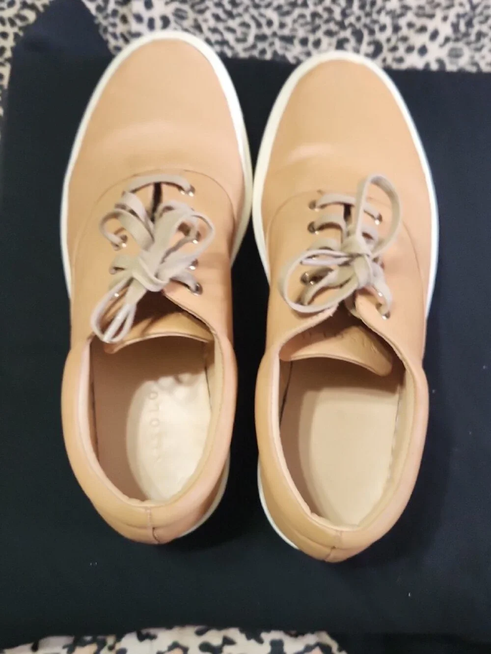 Nisolo Men's Tan Leather Boat-Style Sneakers